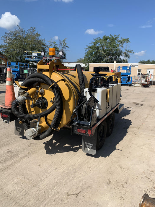 2023 Vac-Tron LP573XDT T4 Koehler Diesel Engine, 500 Gallon Debris Tank, x2 100 Gallon Water Tanks