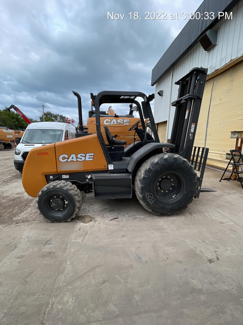 2023 CASE 588H