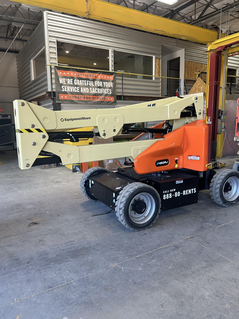 2026 JLG E450AJ