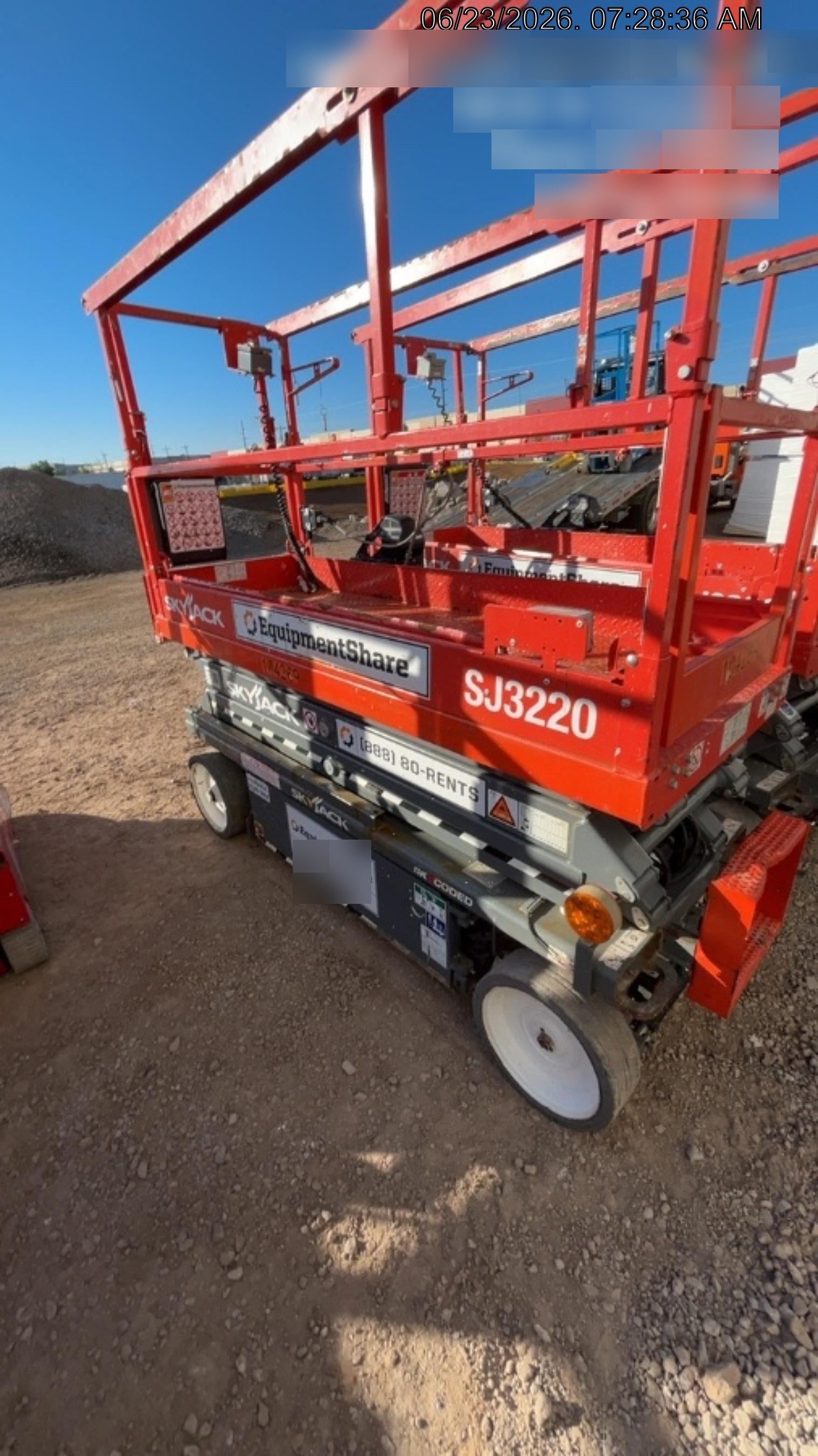 2020 Skyjack SJIII-3220 Solid NM Tires, Half height spring hinged entry gate, Dual Beacons, 6' Powered Extension Deck