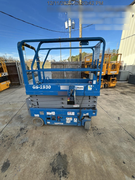 2020 Genie GS-1930 Fixed rails with chain entry gate - Pre A92.20