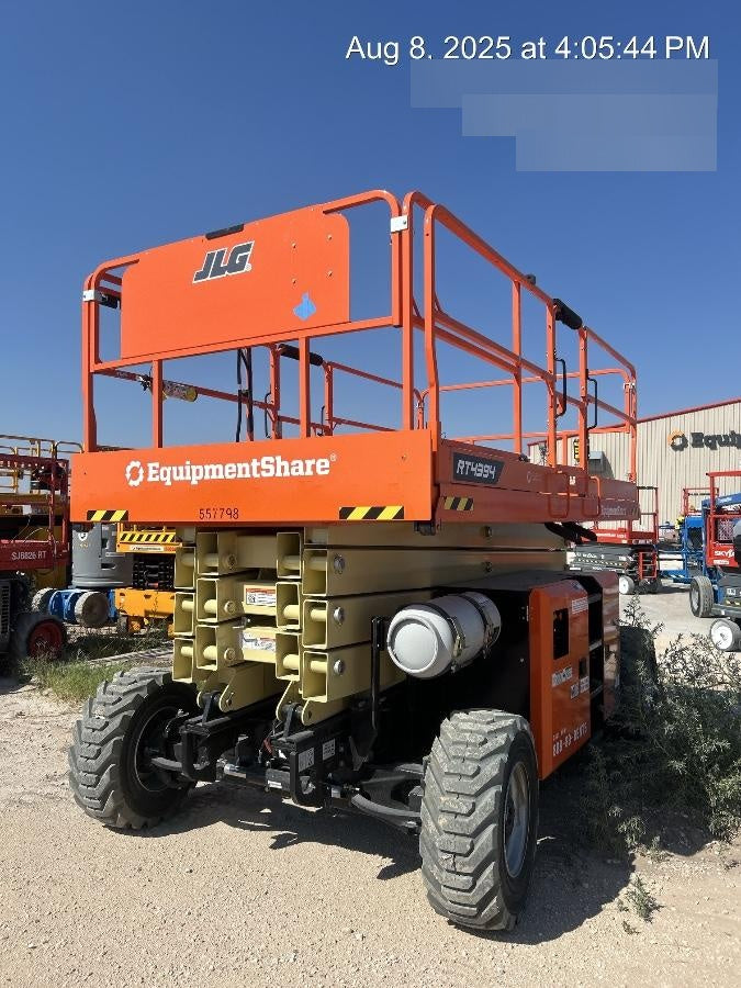 2025 JLG RT4394