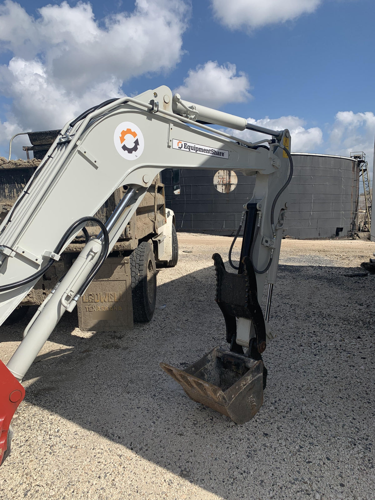 2021 TAKEUCHI TB235-2R