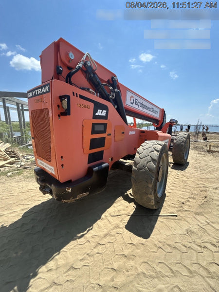 2021 SKYTRAK 8042