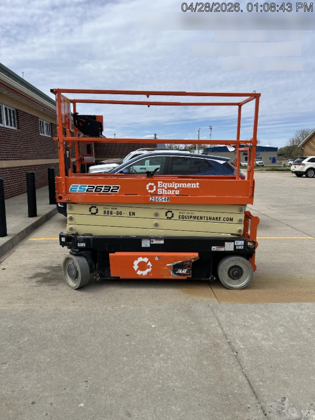 2022 JLG ES2632