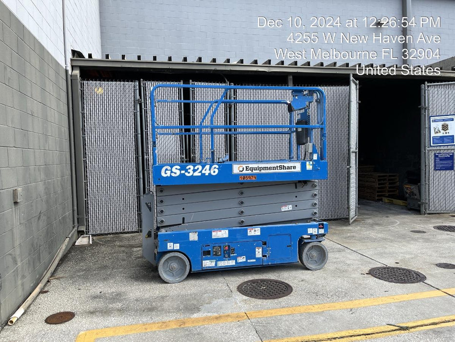 2020 Genie GS-3246 Standard, Folding full height swing gate