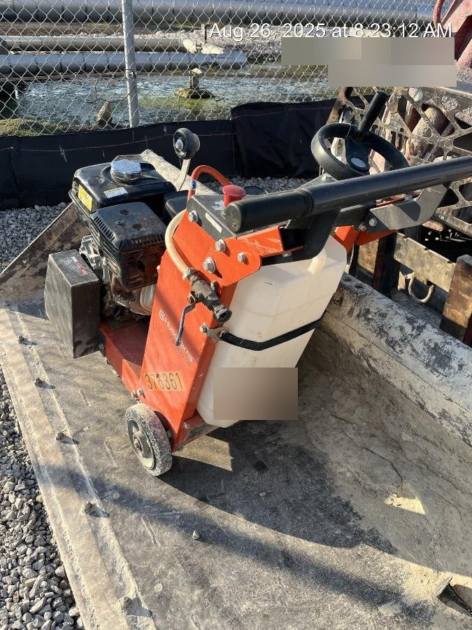 2023 HUSQVARNA FS400