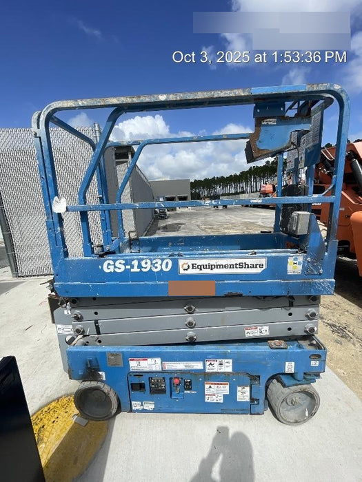 2019 Genie GS-1930 Fixed Rails with Chain Entry