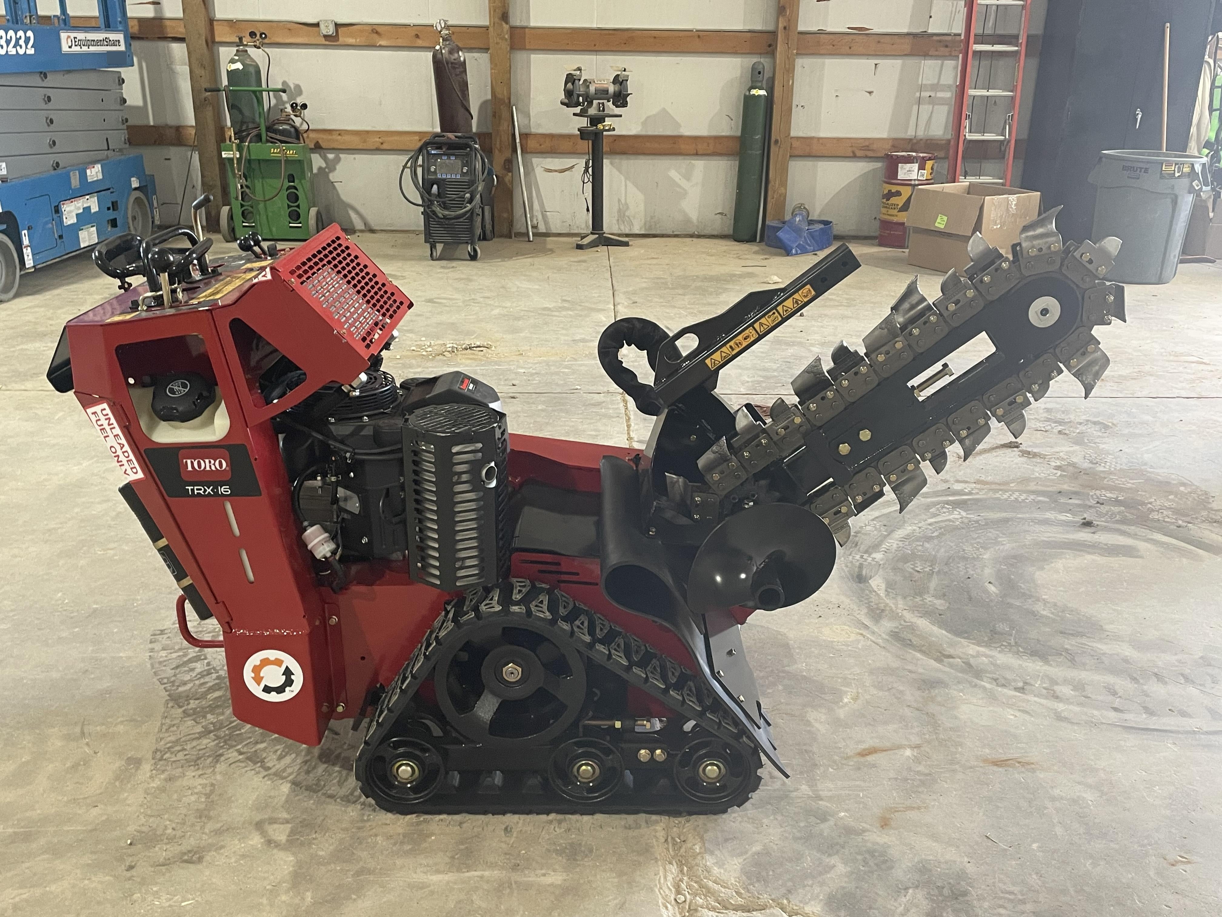 2022 TORO TRX-16