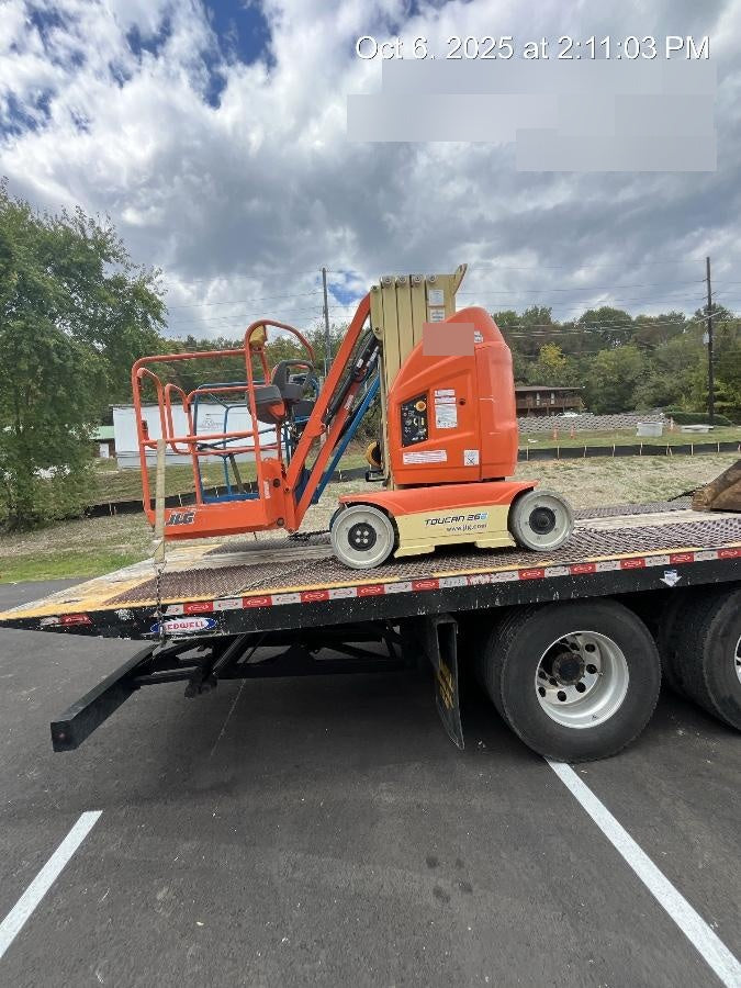 2022 JLG 26E