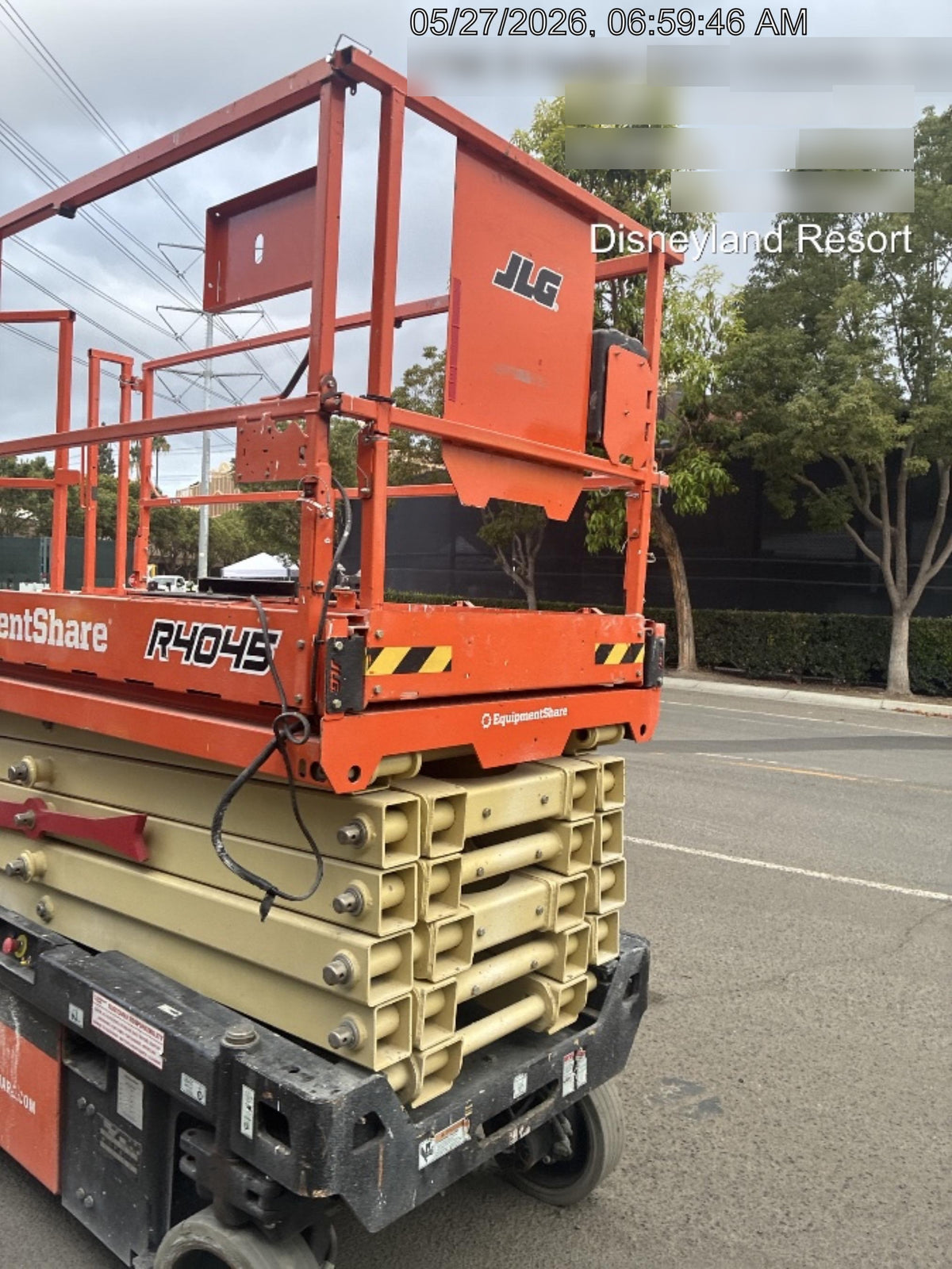 2022 JLG R4045