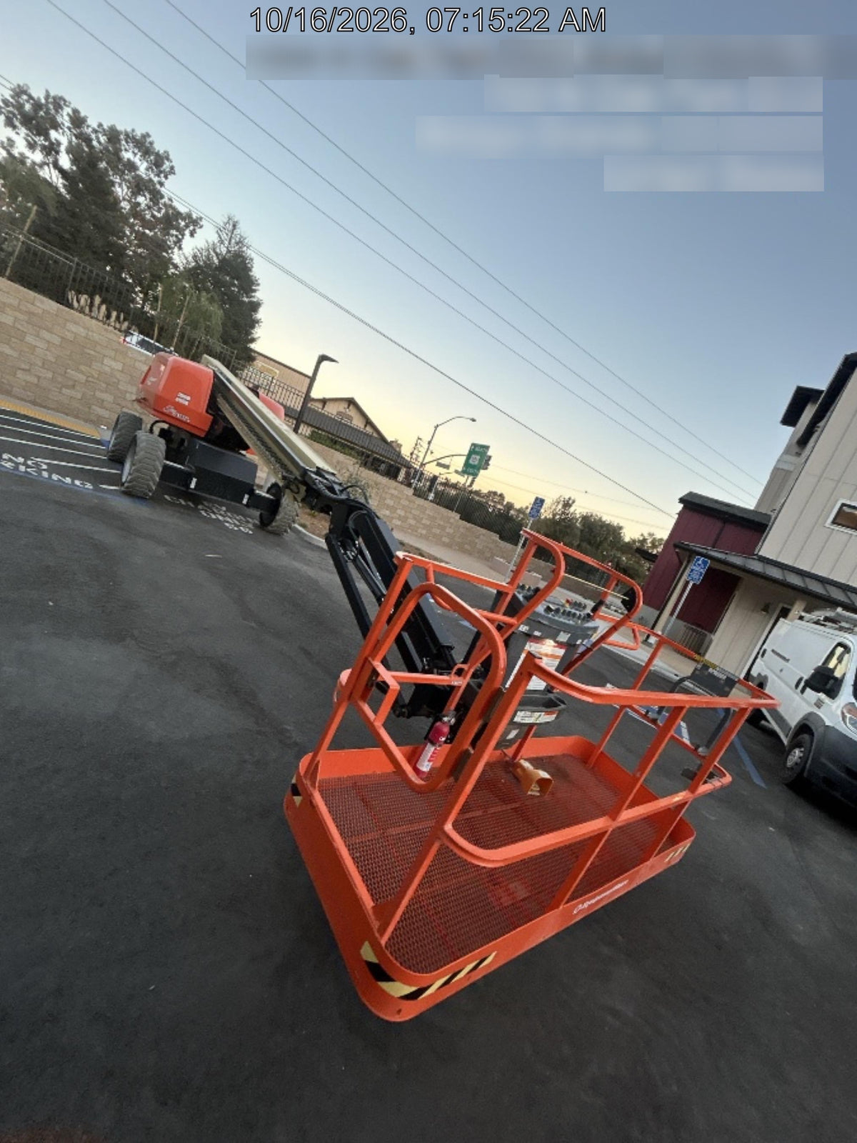 2025 JLG 660SJ