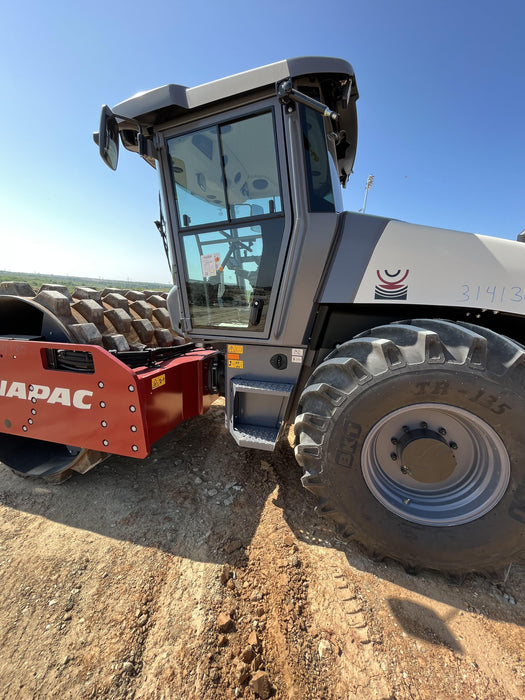 2023 DYNAPAC CA2500PD