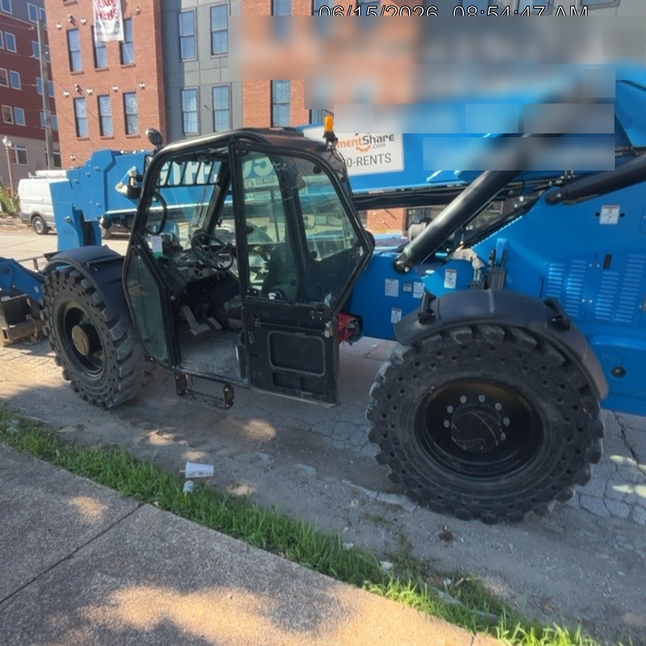 2019 Genie GTH-1056 Cab/Heat/AC, Solid RT Tires, LED Work Lights, Beacon 60" QA Carriage, 60" Forks