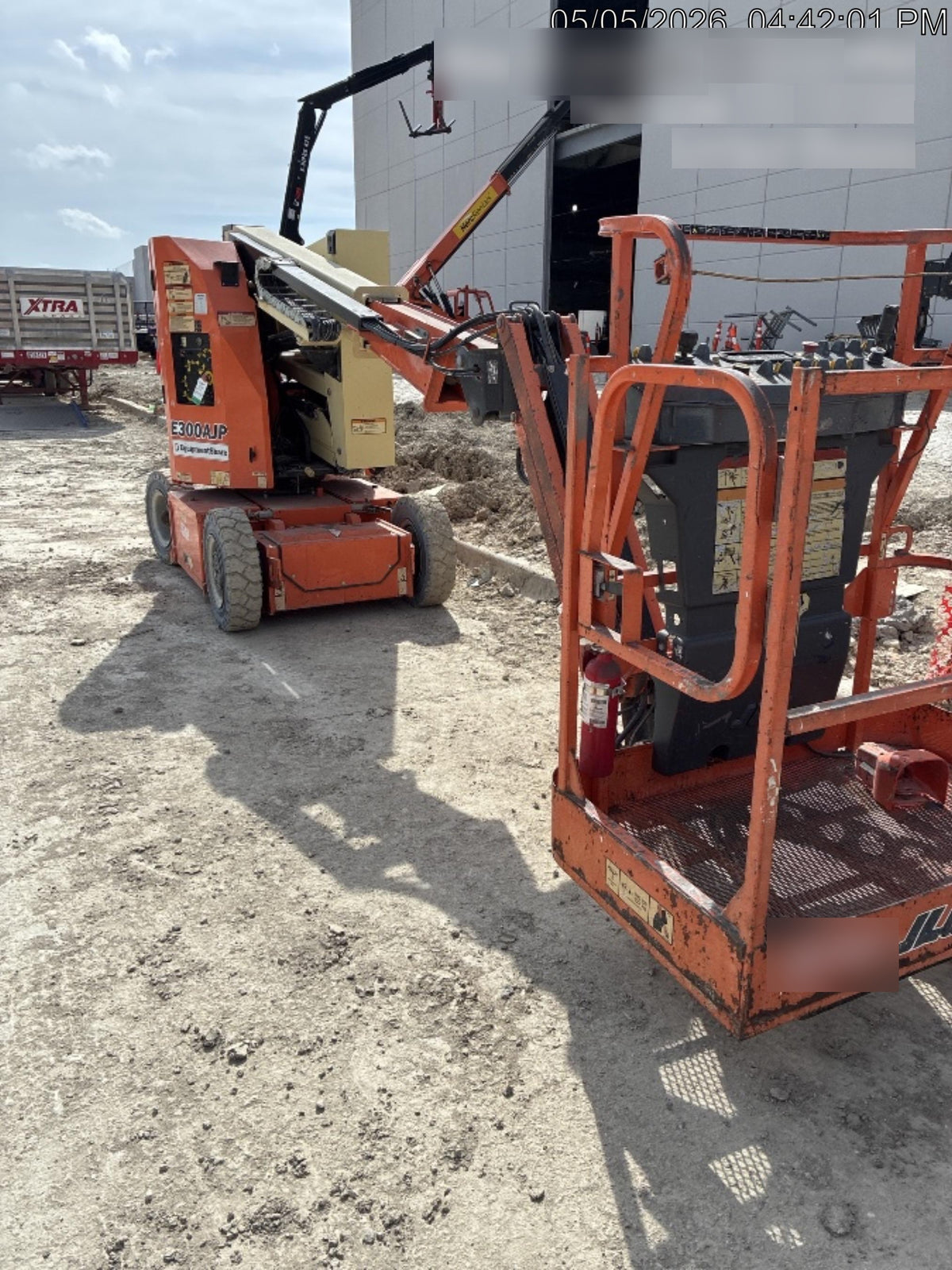 2019 JLG E300AJP