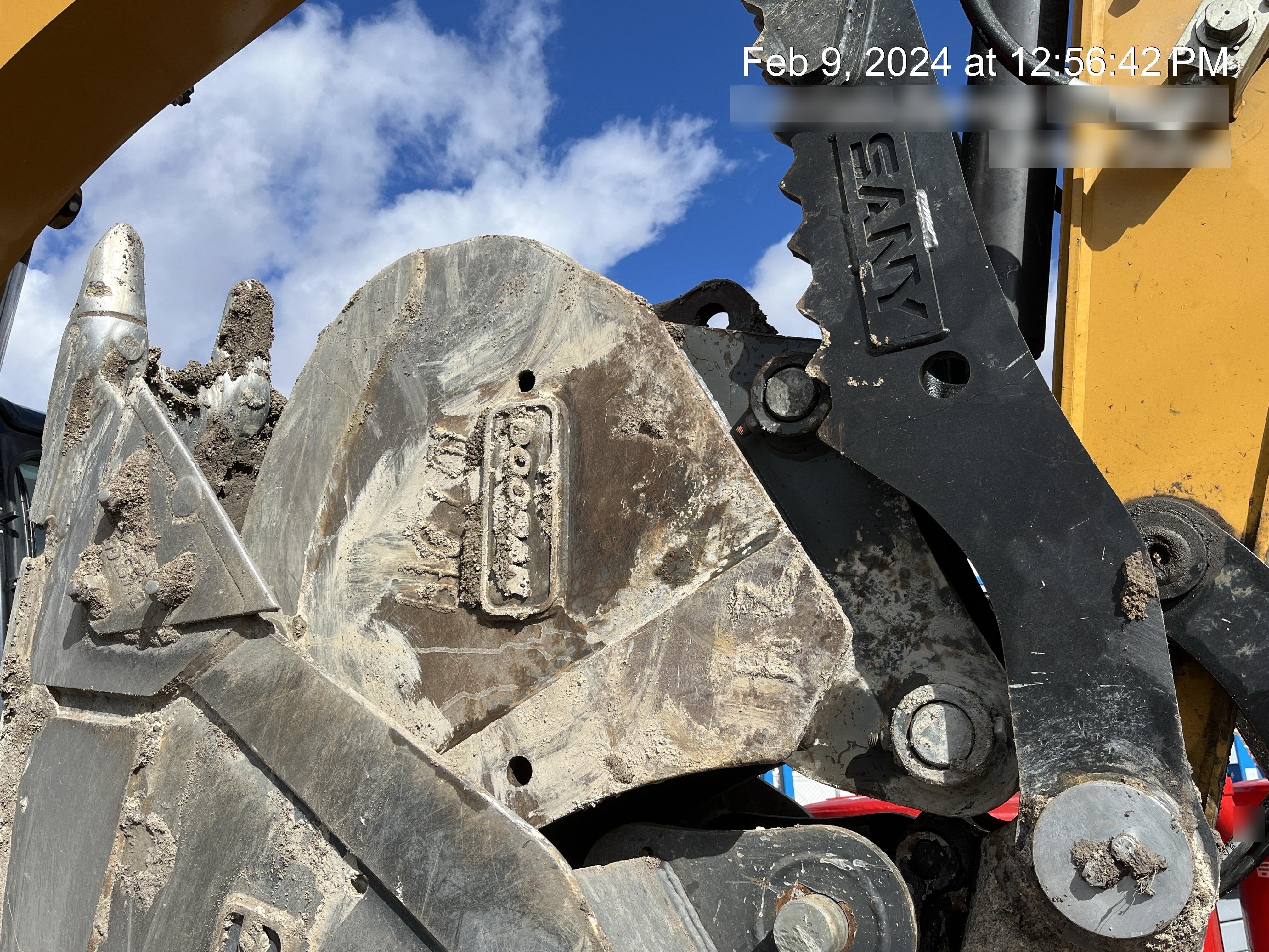 2019 DOOSAN 24" Excavator Bucket
