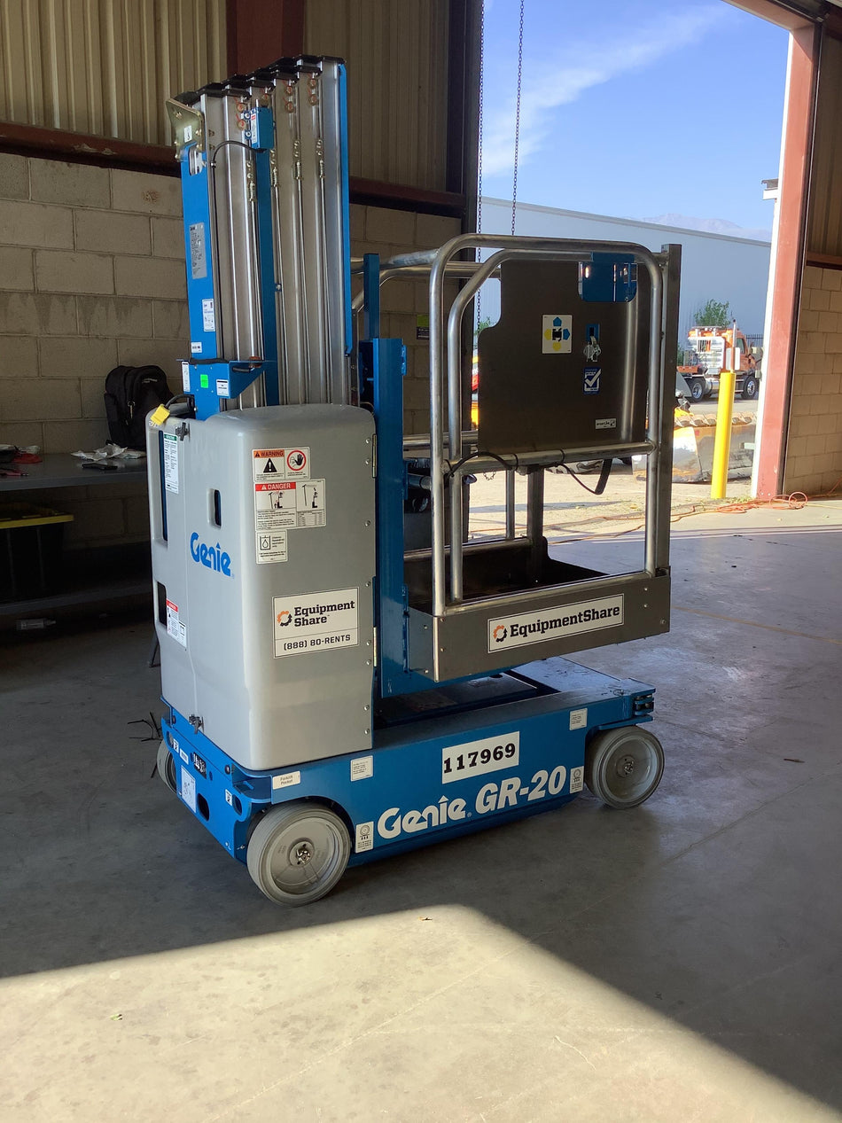 2020 GENIE GR-20
