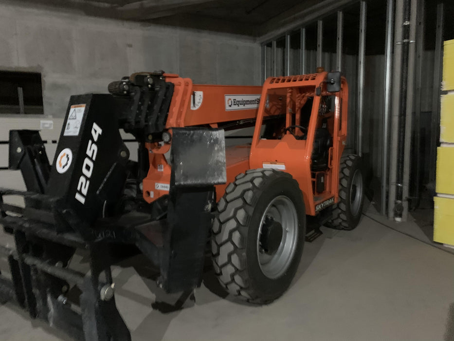 2020 Skytrak 12054 74Hp, Canopy, FF Tires, Work Lights, Beacon, Aux Hydraulics, Back up Alarm, Lifting Eye, ES Decals