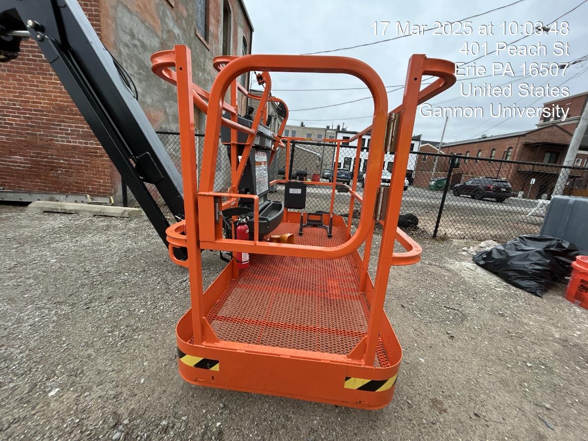 2024 JLG 460SJ