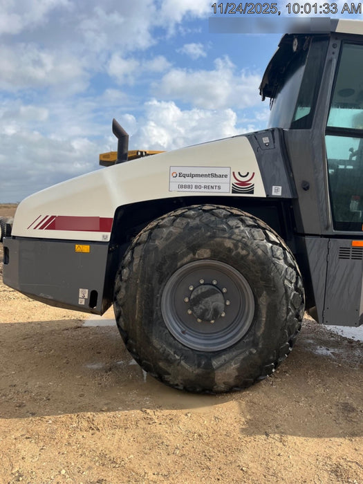 2022 DYNAPAC CA2500D