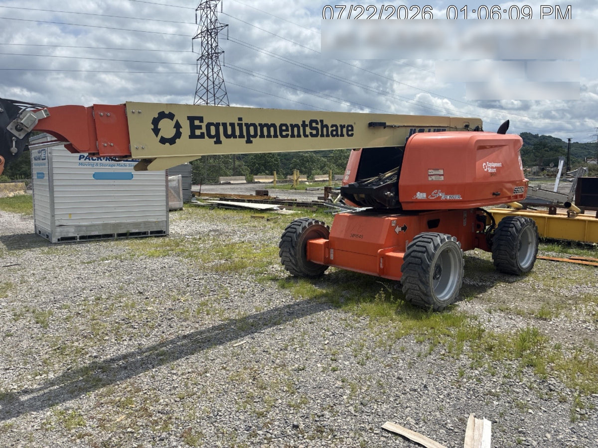 2023 JLG 660SJ