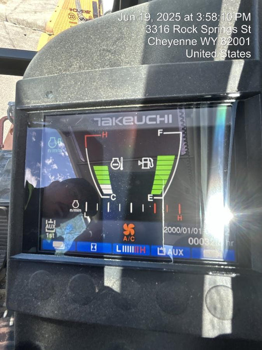 2025 TAKEUCHI 36" Bucket - Takeuchi