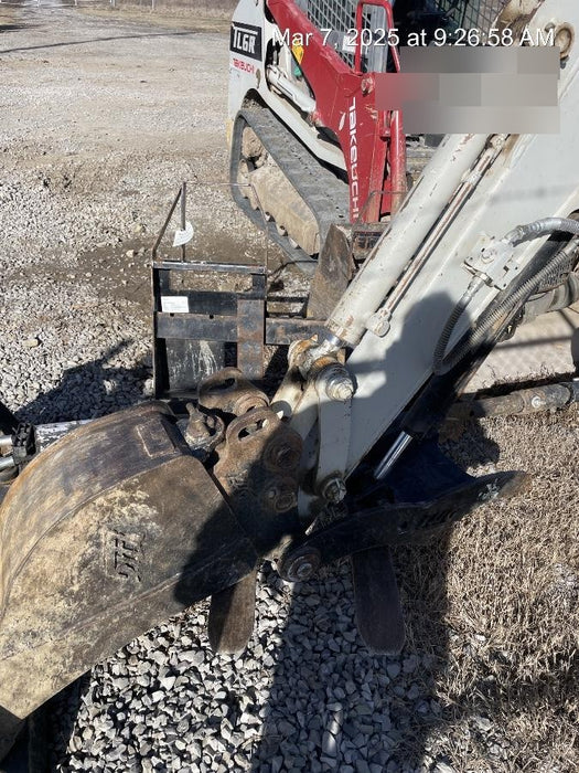 2018 CASE Auger Drive - Case