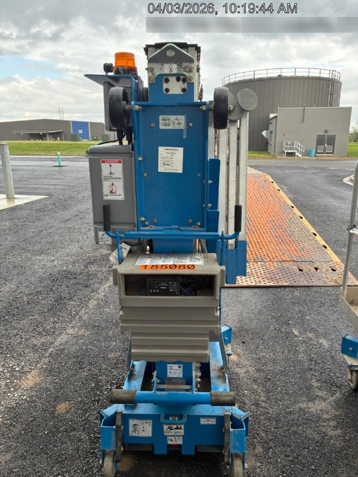 2018 GENIE AWP-25S