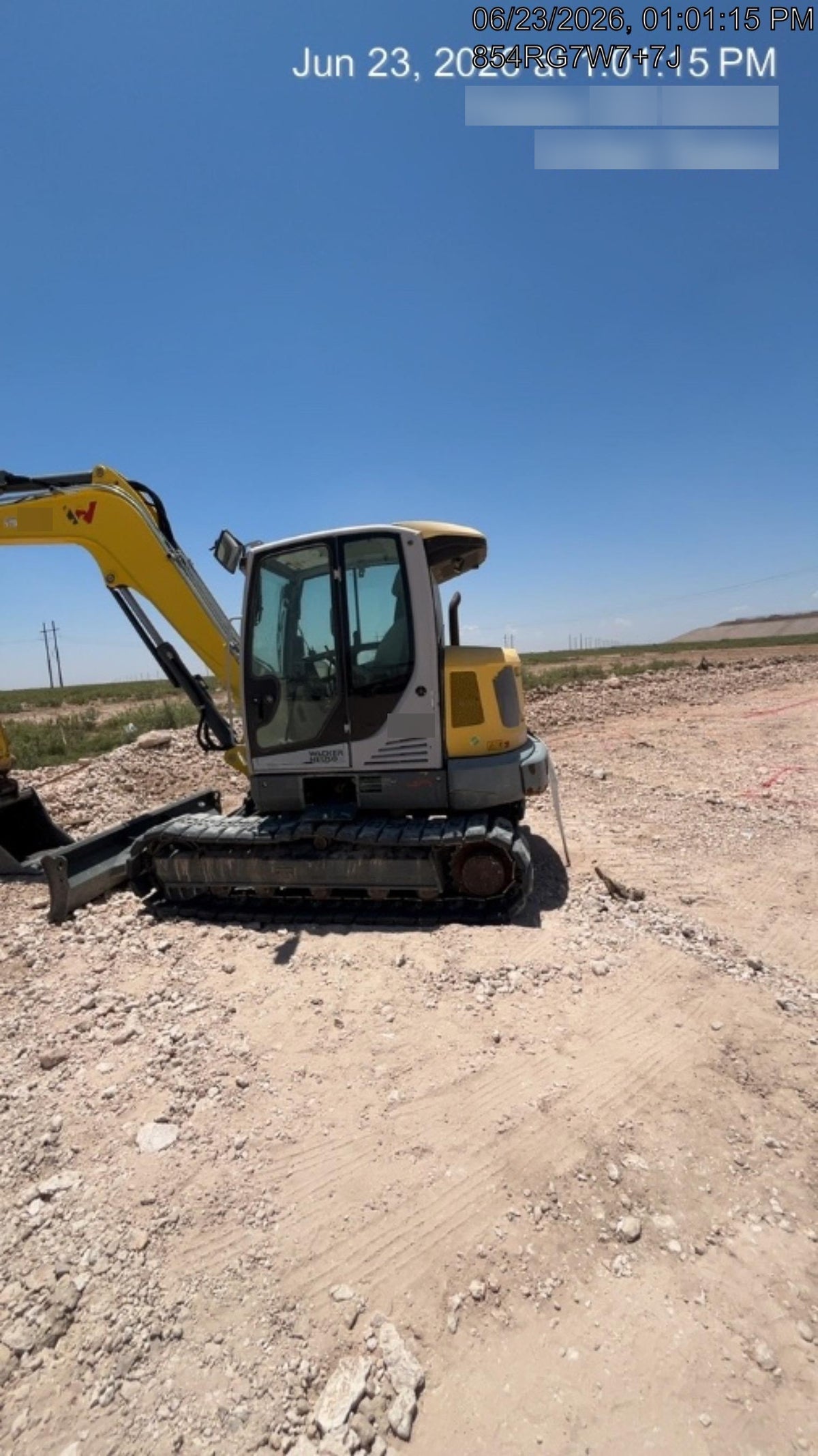 2019 Wacker Neuson ET90 Enclosed Cab, Hybrid Tracks, Long Dipperstick, T4, Hydraulic Thumb w/Manual QC, Buckets: 18/24/36"