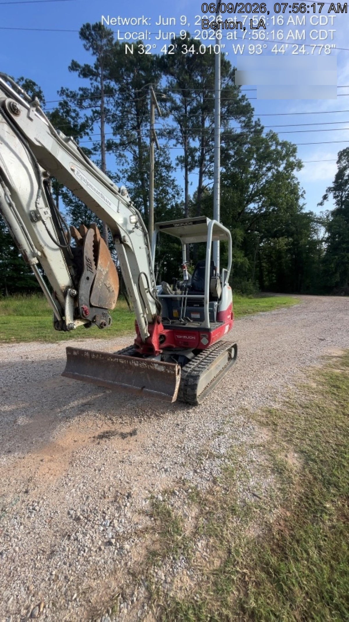 2022 TAKEUCHI TB235-2R