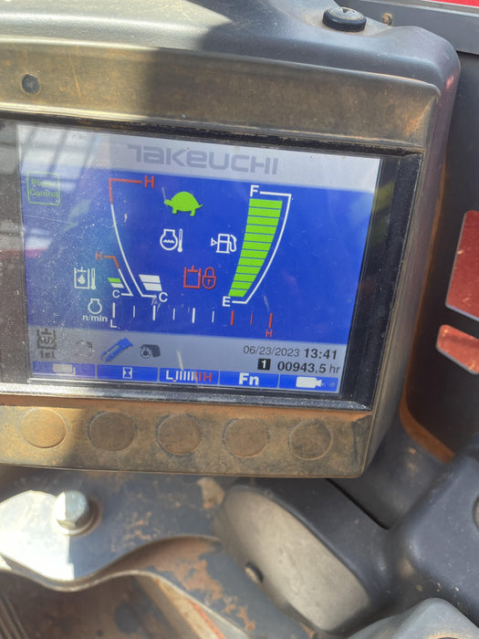 2022 TAKEUCHI TL8R2-R