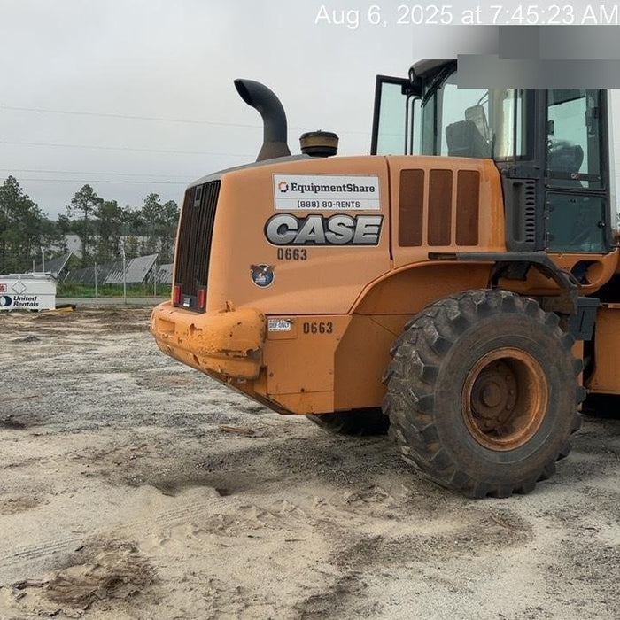 2016 Case 621F CLOSED CAB, JRB 416 STYLE HYD COUPLER