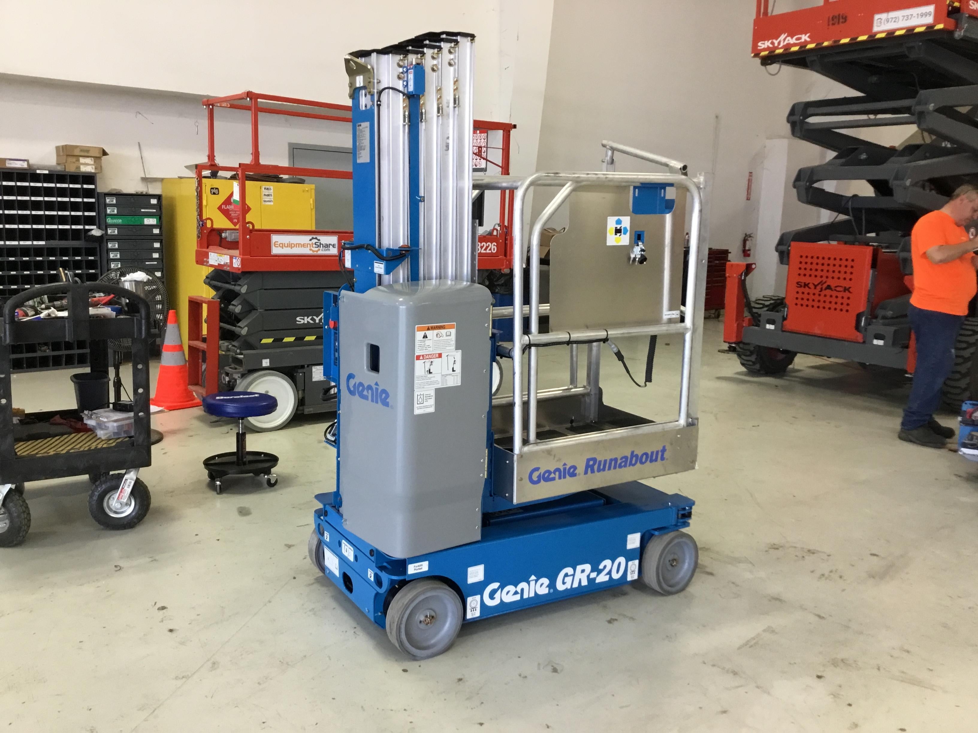 2017 GENIE GR-20