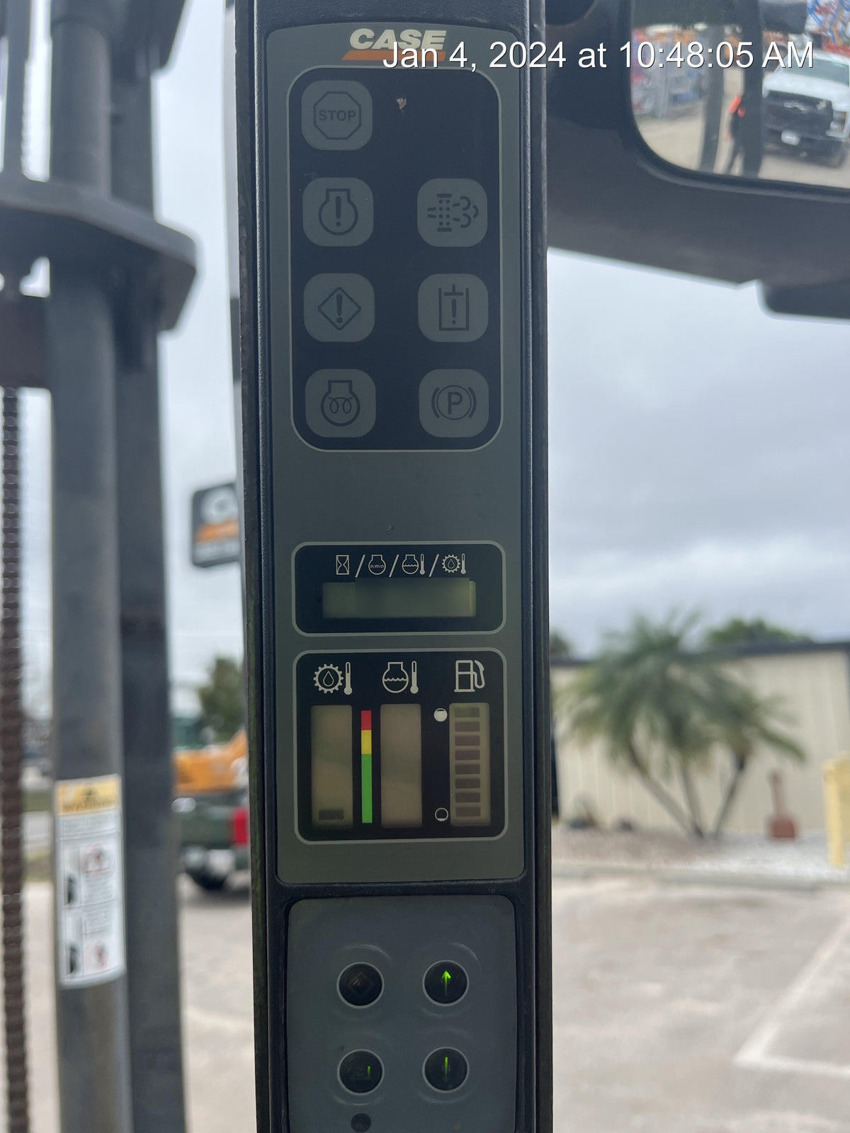 2018 CASE 586H