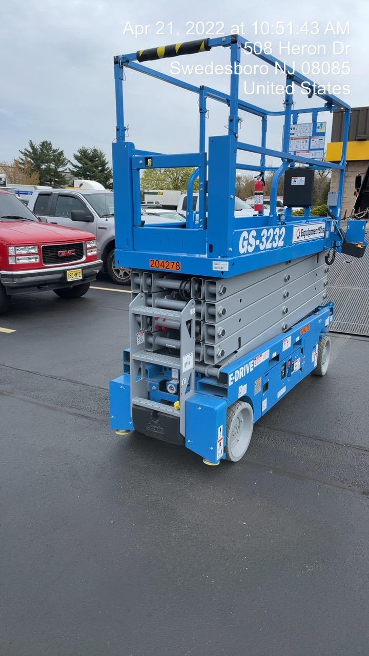 2022 GENIE GS-3232