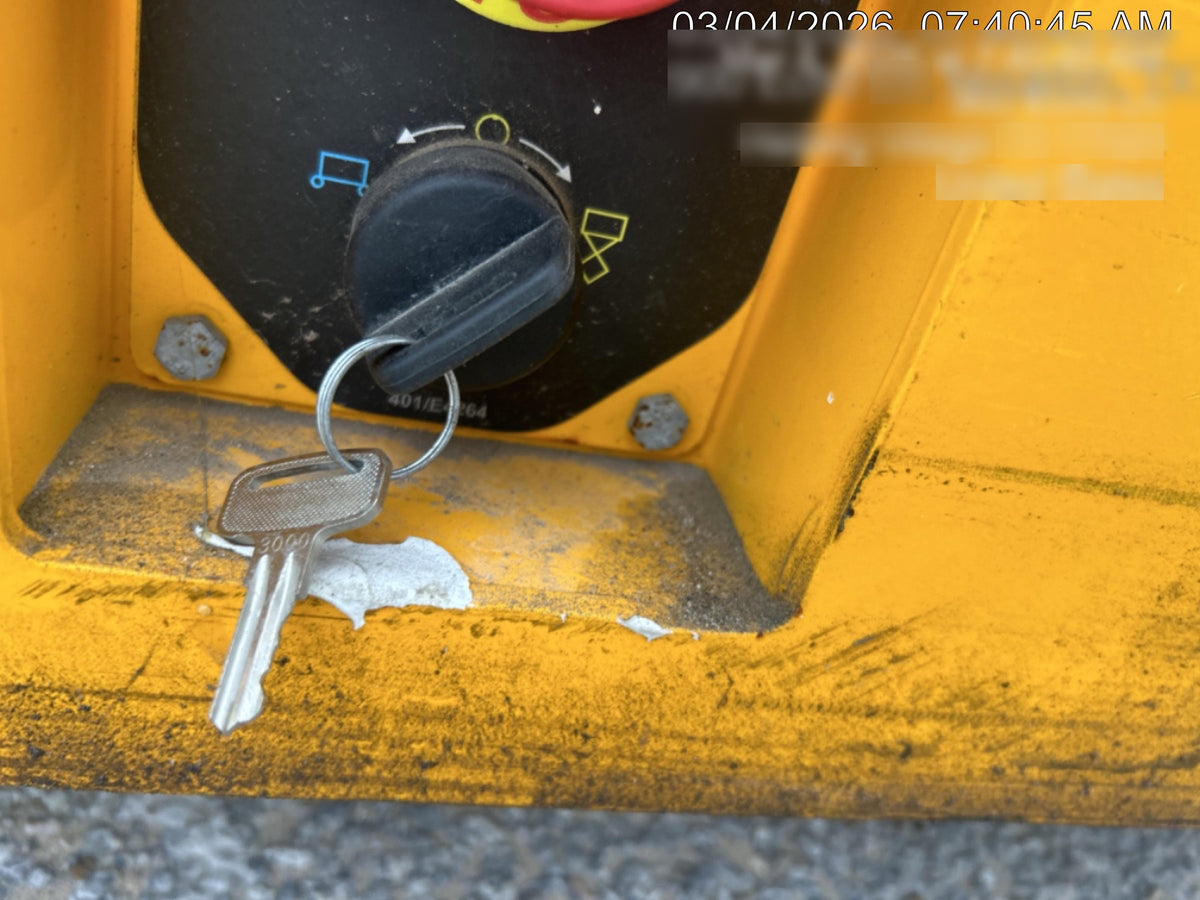 2023 JCB S1930E