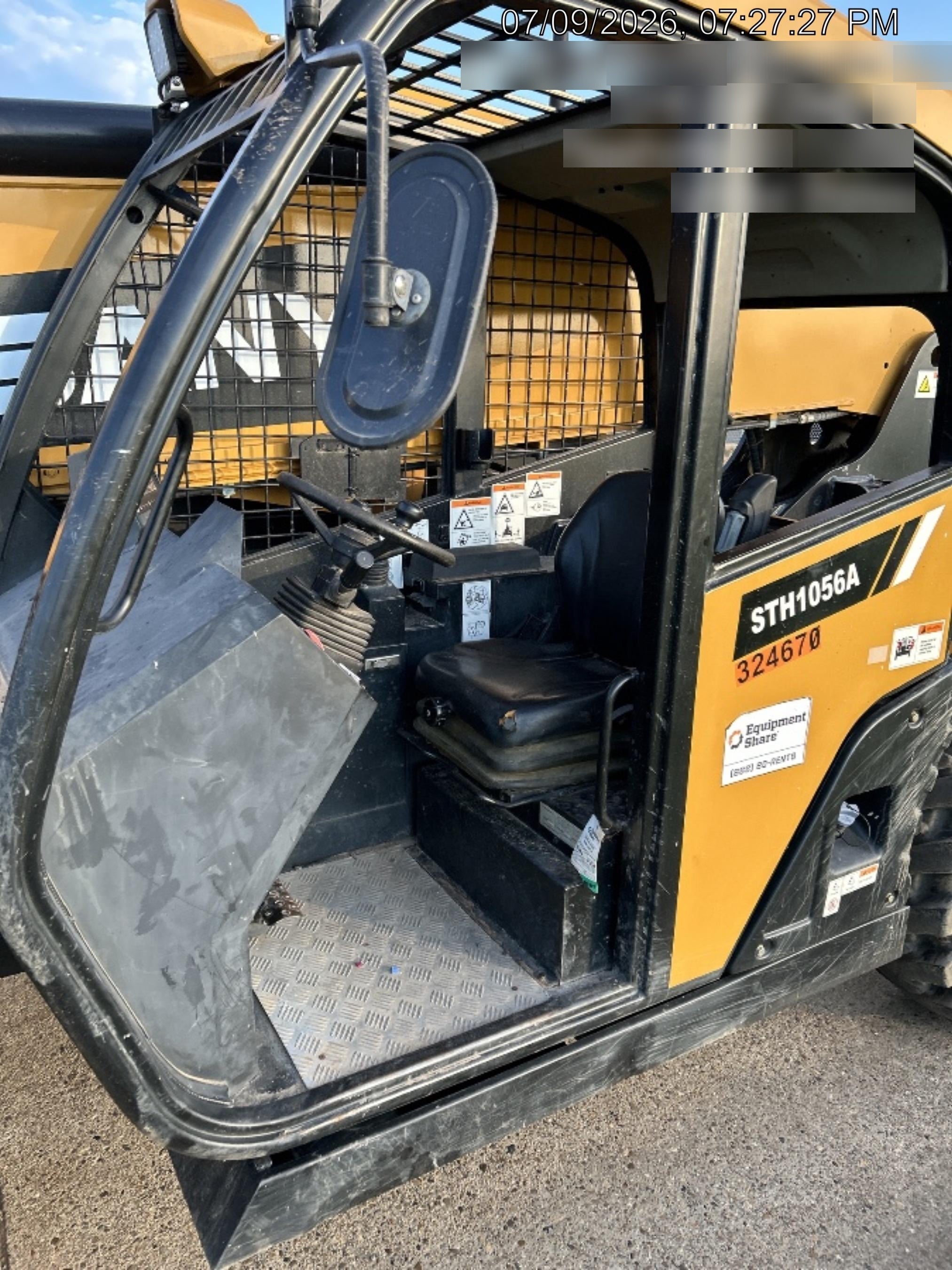 2023 SANY STH1056