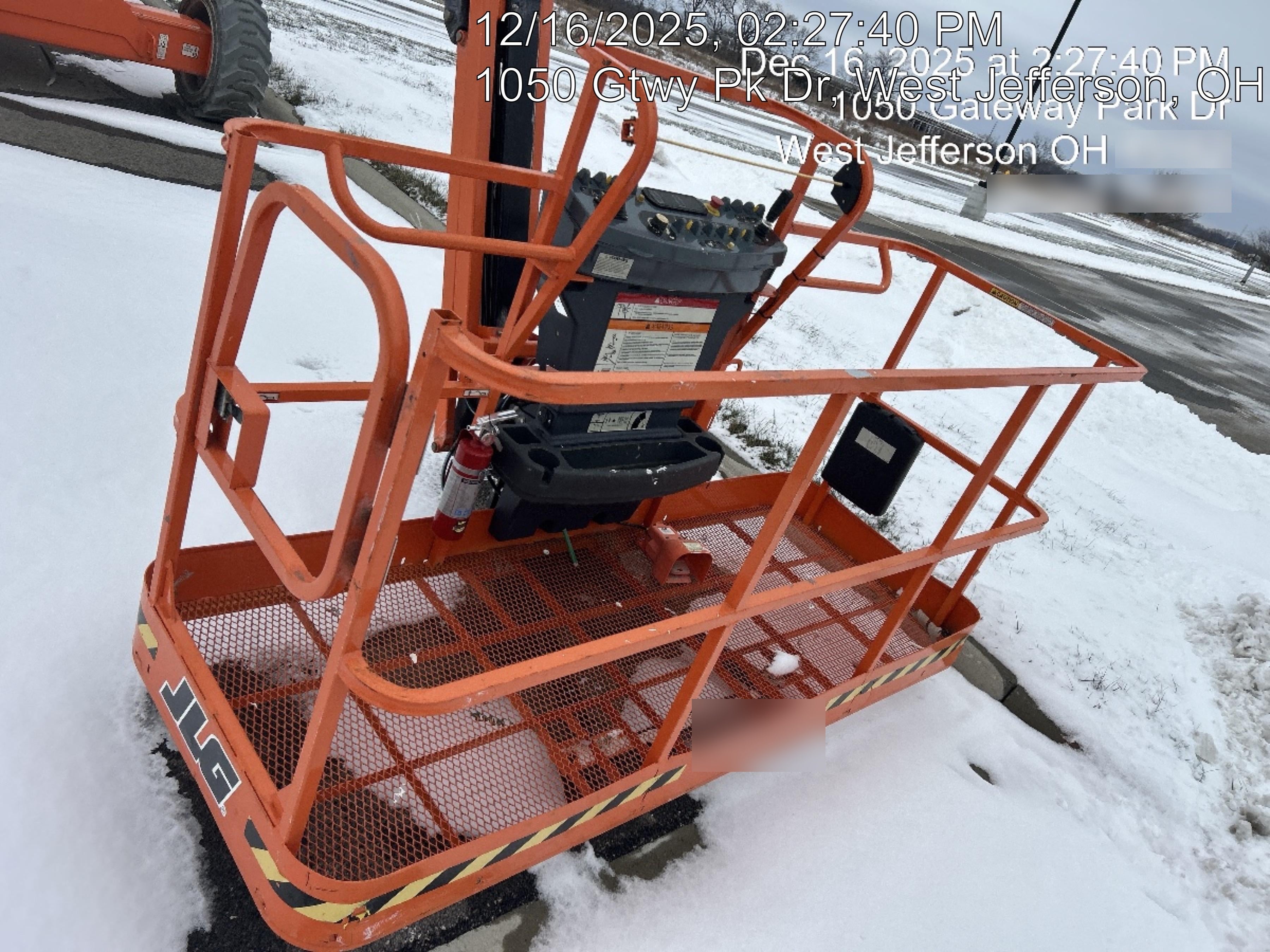 2023 JLG EC600SJ