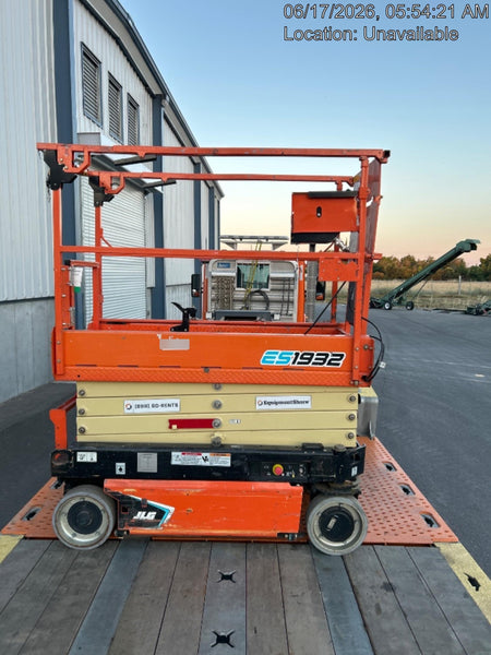 2022 JLG ES1932