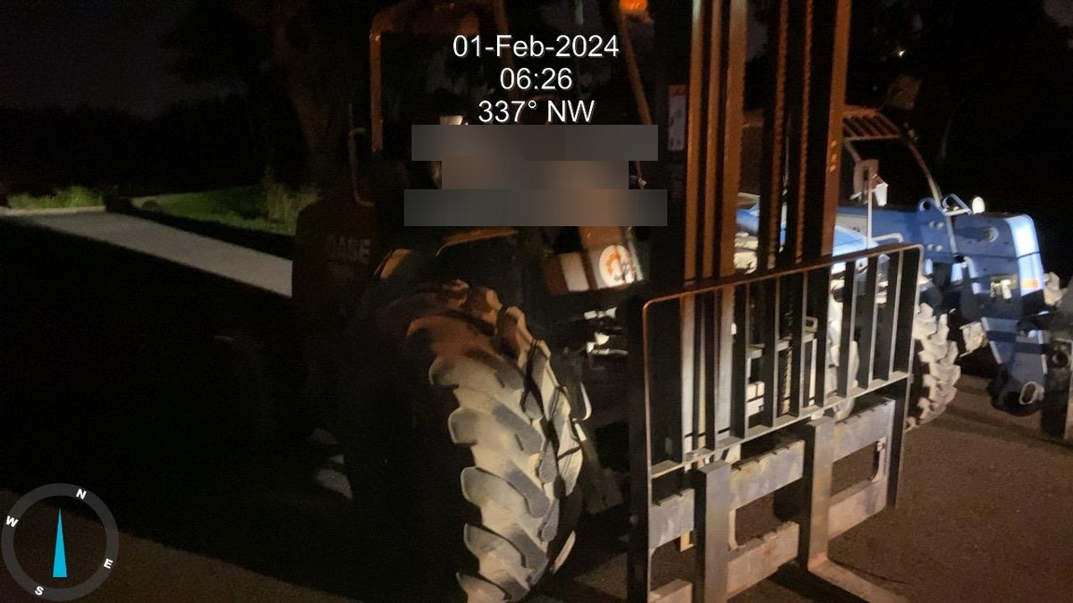 2023 CASE 588H