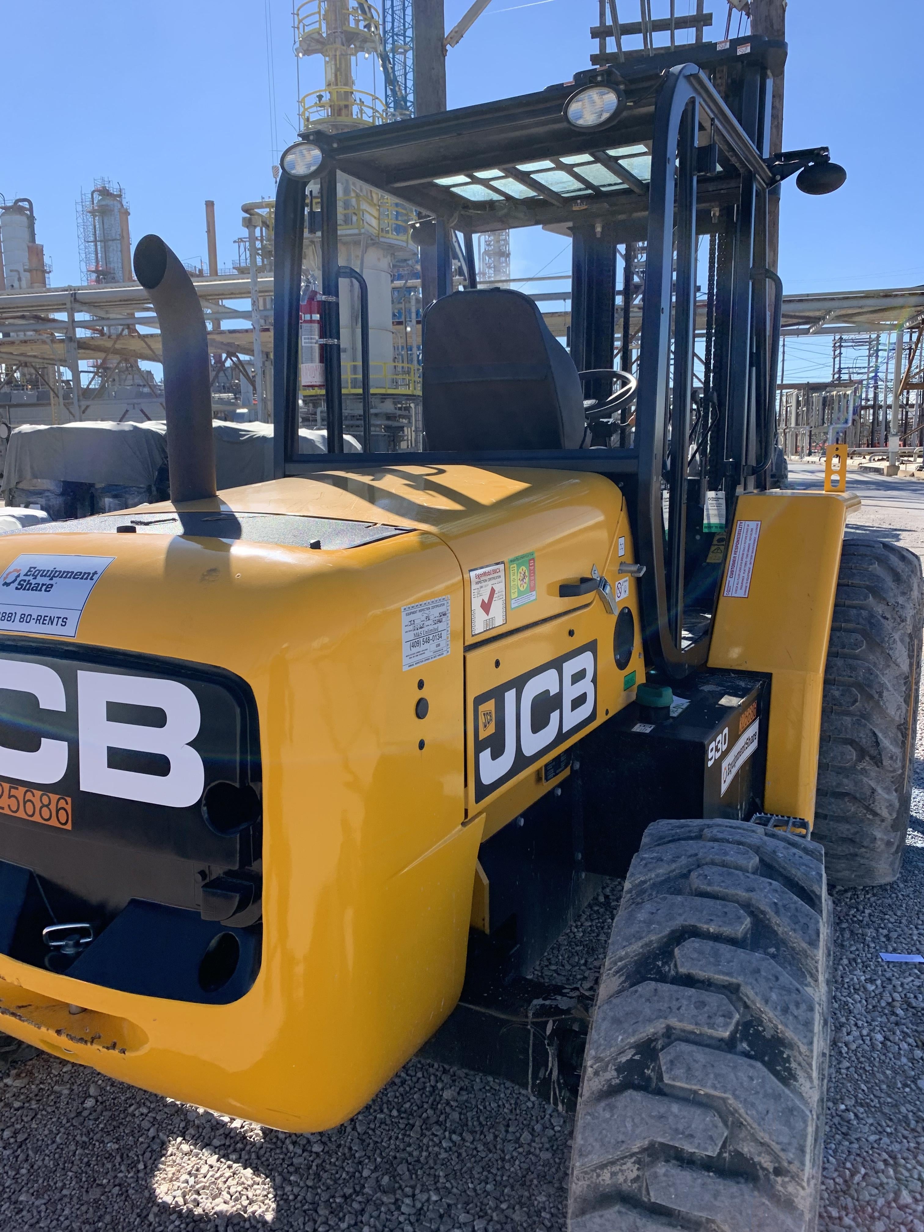 2023 JCB 930-4