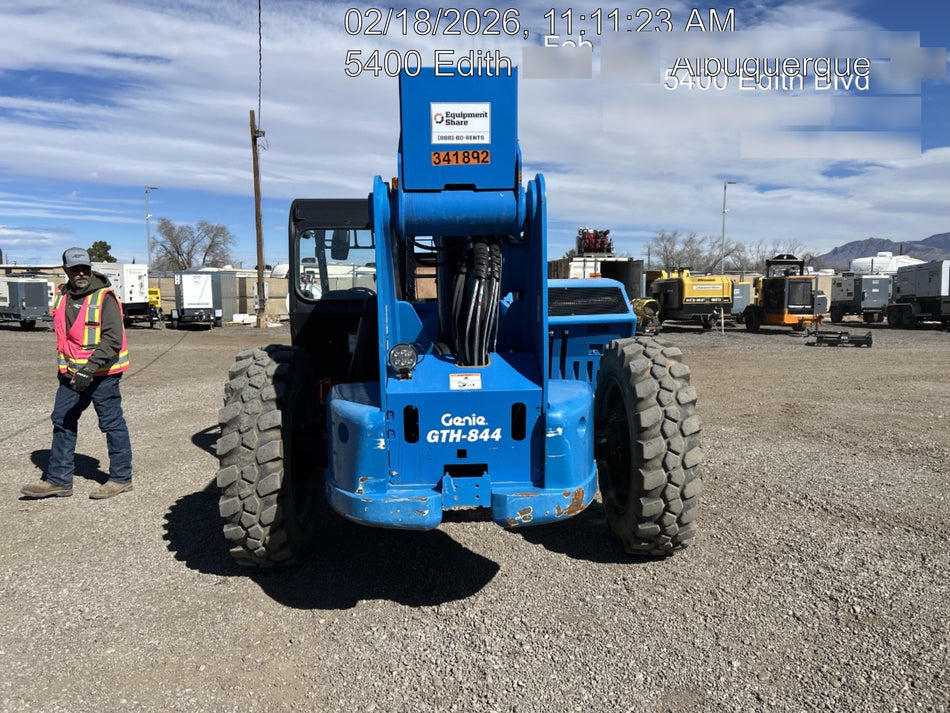 2023 GENIE GTH-844