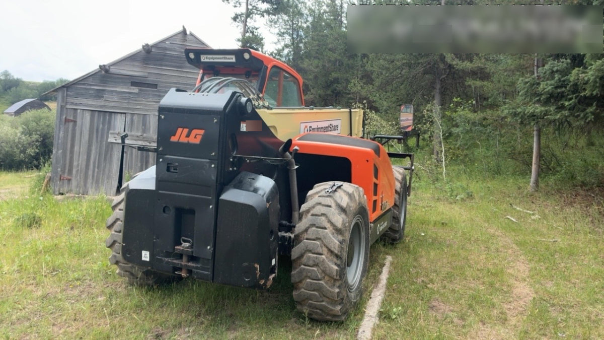 2023 JLG 1732