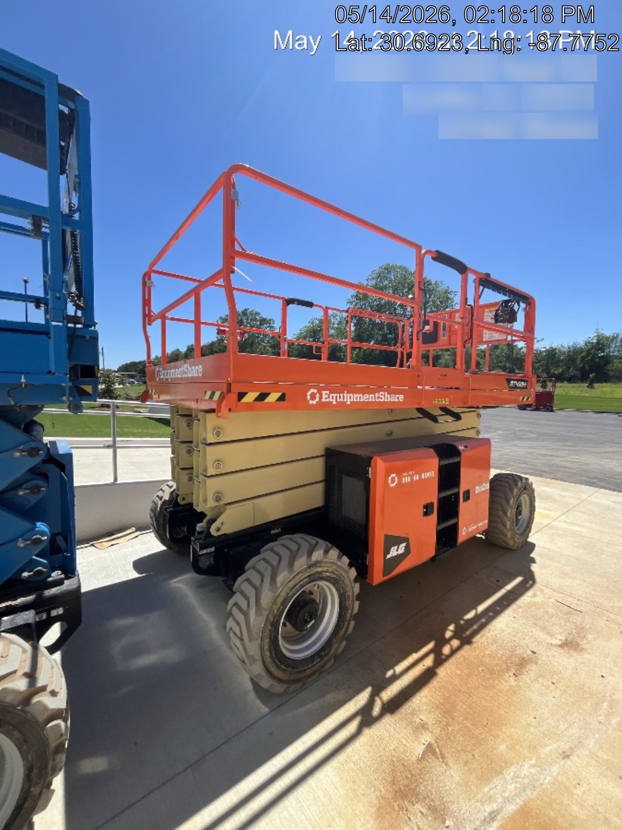 2025 JLG RT4394