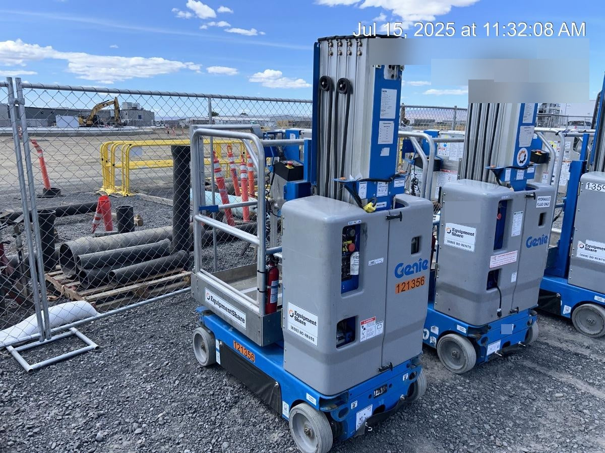 2020 GENIE GR-20