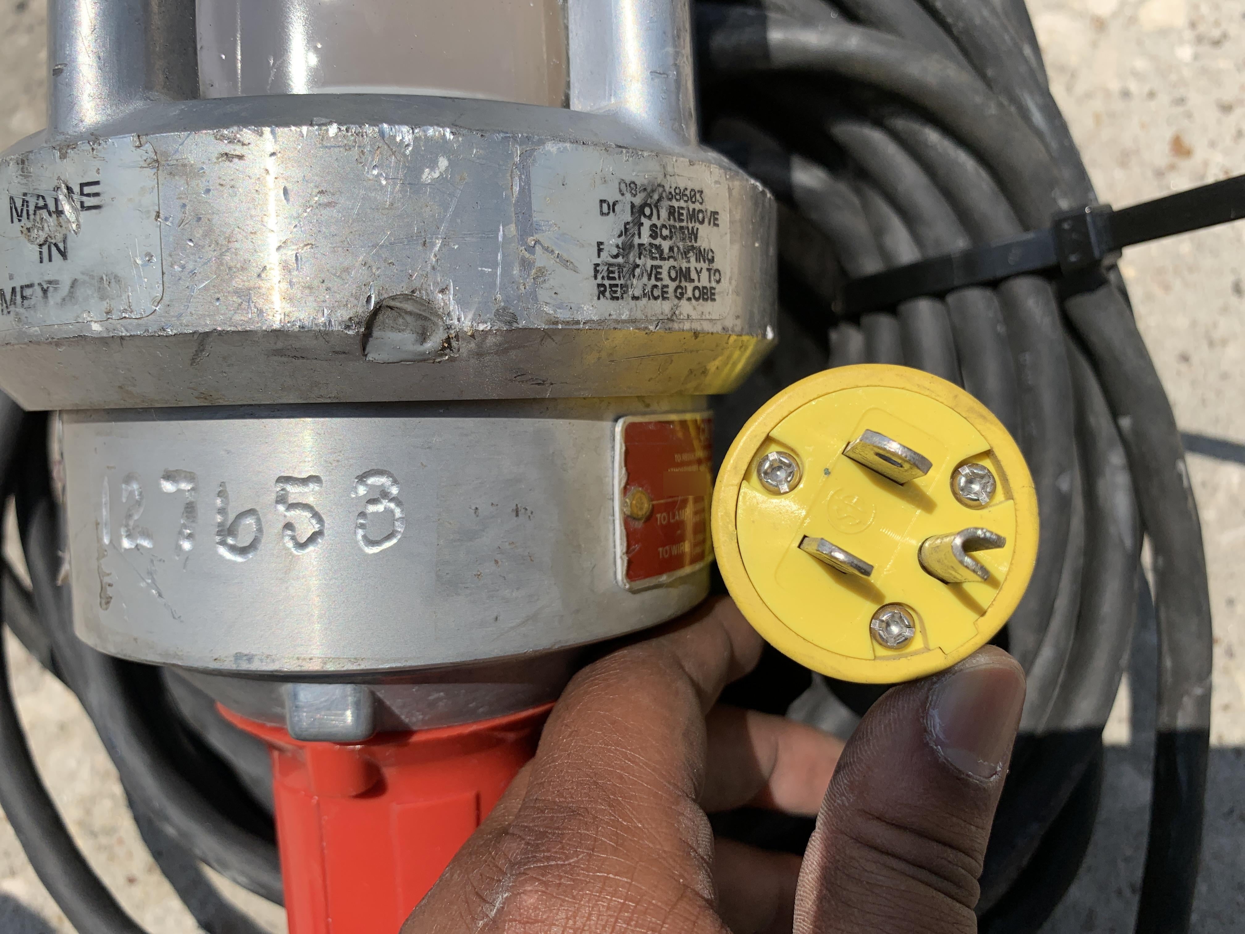 2021 WORKSITE LIGHTING DWXPLEDIL50-12V