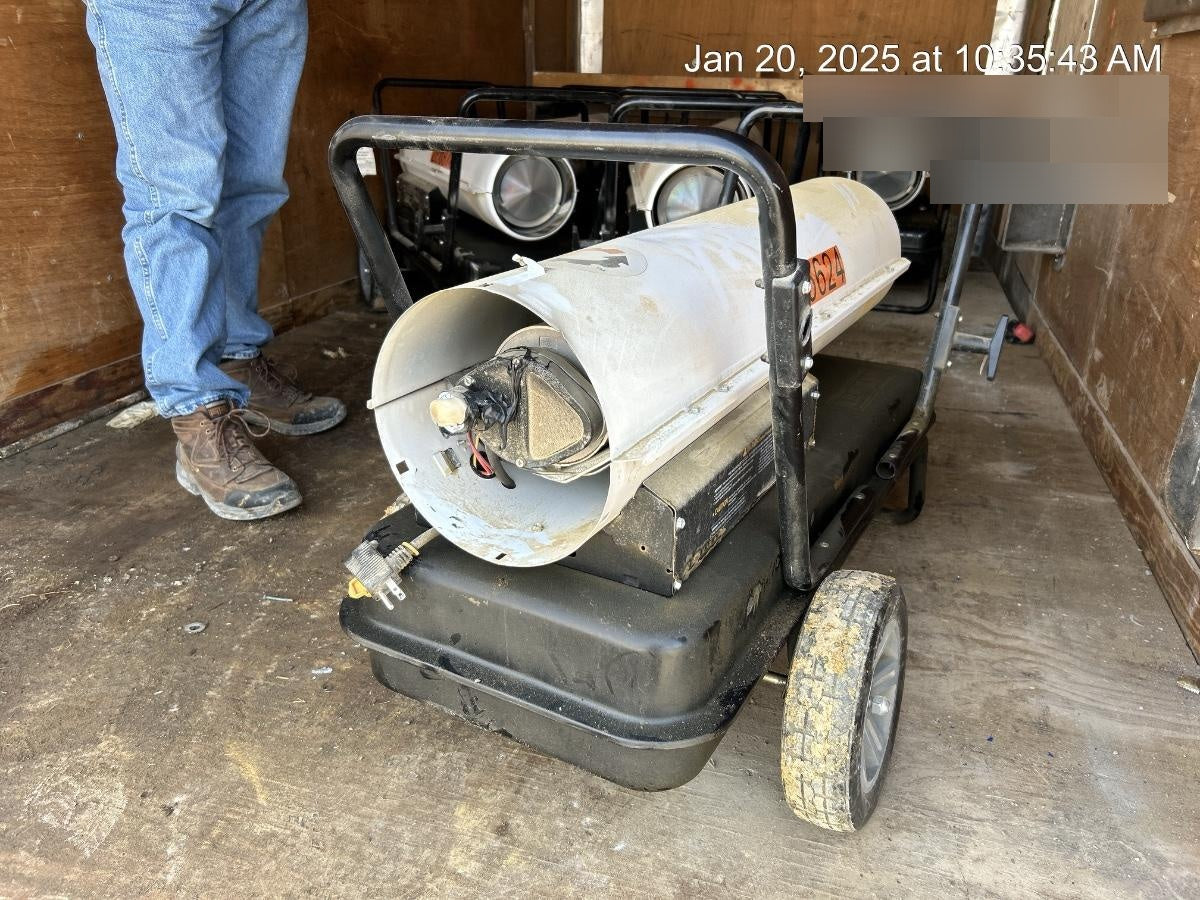 2022 LB WHITE Tradesman K175