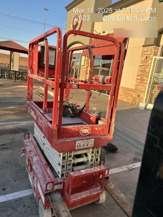 2019 MEC 1330SE MEC 1330SE w/ES Track Hardware, Full Extended 2 Year Warranty