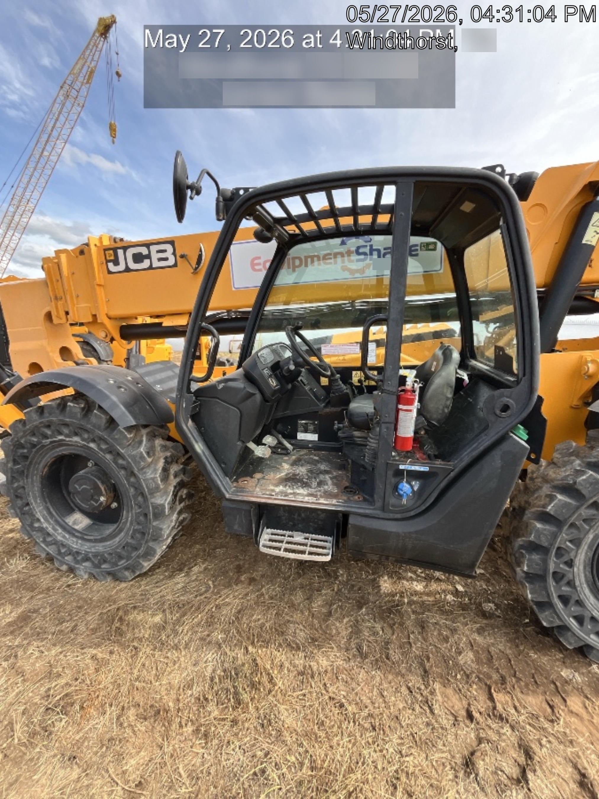 2019 JCB 512-56 109 HP w/Open ROPS, Beacon, Aux Hydraulics, Worklights, Solid Tires 60" Carriage/Forks