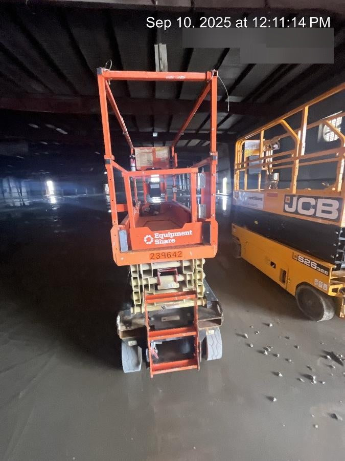 2022 JLG ES2632